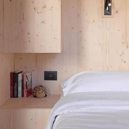 Cervino Loft Апартаменти *